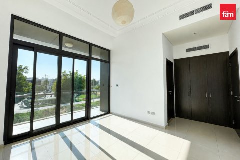 Villa in Dubai 5 bedrooms, 421.6 sq.m. № 118372 - photo 15