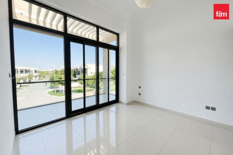 Villa in Dubai 5 bedrooms, 421.6 sq.m. № 118372 - photo 14