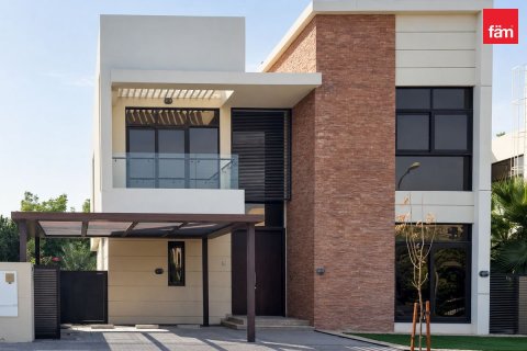 Villa in Dubai 5 bedrooms, 421.6 sq.m. № 118372 - photo 13