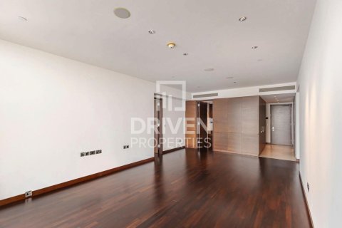 Apartment in Downtown Dubai (Downtown Burj Dubai), Dubai 2 bedrooms, 152.27 sq.m. № 126258 - photo 2