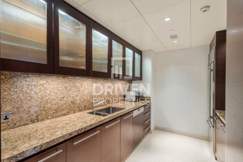 Apartment in Downtown Dubai (Downtown Burj Dubai), Dubai 2 bedrooms, 152.27 sq.m. № 126258 - photo 7