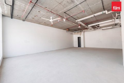 Shop in Dubai 100.1 sq.m. № 120694 - photo 2