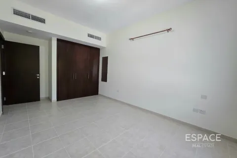 Снять в аренду таунхаус в Арабиан Ранчес, Дубай: 3 спальни, 234м², № 71310 - фото 10