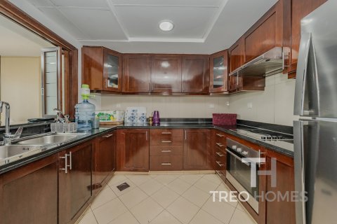 Apartment in Greens, Dubai 2 bedrooms, 118 sq.m. № 13439 - photo 8