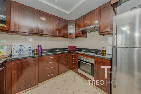Apartment in Greens, Dubai 2 bedrooms, 118 sq.m. № 13439 - photo 7