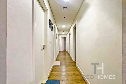 Купить квартиру в Джумейра Гольф Эстейтс, Дубай: 3 спальни, 166м², № 13437 - фото 11