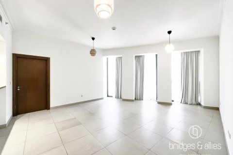 Apartamento en Downtown Dubai (Downtown Burj Dubai), Dubai, 2 dormitorios, 124.2 m², № 77302 - foto 2