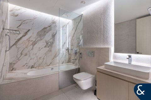 Снять в аренду квартиру в Дубай Марине, Дубай: 2 спальни, 110м², № 76196 - фото 6