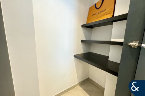 Apartment in Mohammed Bin Rashid City, Dubai 2 bedrooms, 113 sq.m. № 76191 - photo 18