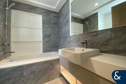 Villa in Al Furjan, Dubai 4 bedrooms, 567 sq.m. № 76095 - photo 10