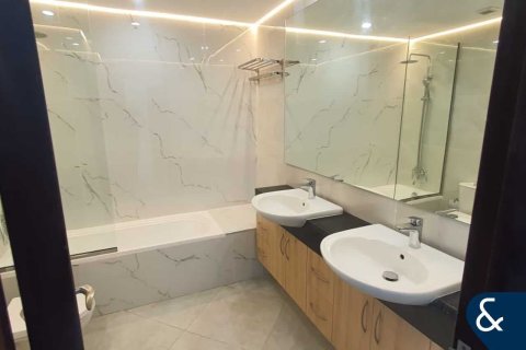 Apartment in DEC Towers, Dubai Marina, Dubai 2 bedrooms, 139 sq.m. № 76193 - photo 16