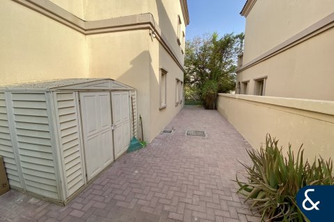 Villa in Jumeirah Village Triangle, Dubai 4 bedrooms, 649 sq.m. № 76194 - photo 15