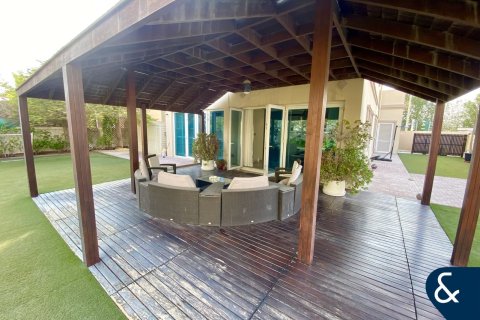 Villa in Jumeirah Village Triangle, Dubai 4 bedrooms, 649 sq.m. № 76194 - photo 22