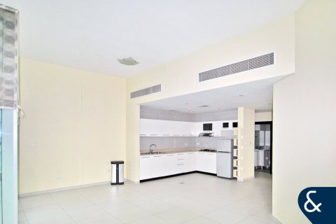 Apartment in Dubai Marina, Dubai 2 bedrooms, 105 sq.m. № 76192 - photo 1