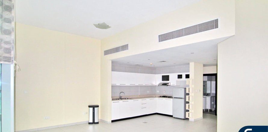 Apartment in Dubai Marina, Dubai 2 bedrooms, 105 sq.m. № 76192