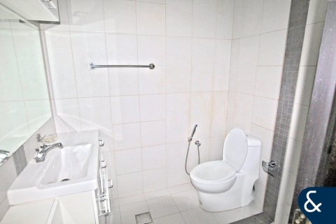 Apartment in Dubai Marina, Dubai 2 bedrooms, 105 sq.m. № 76192 - photo 9