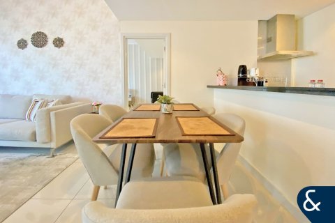 Apartamento en Damac Heights, Dubai Marina, Dubai, 2 dormitorios, 118 m², № 76195 - foto 2