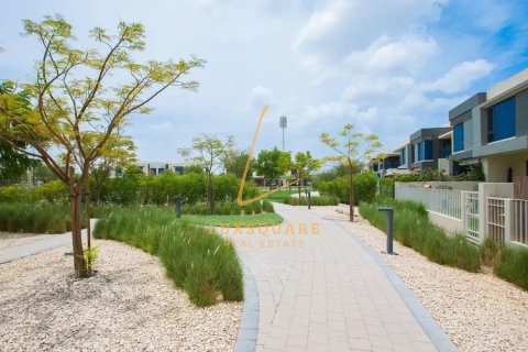 Villa à Dubai Hills Estate, Dubai, 3 chambres, 194 m², № 118255 - photo 13