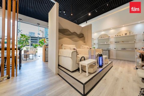 Shop in Business Bay, Dubai 95.4 sq.m. № 111763 - photo 11