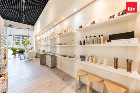 Shop in Business Bay, Dubai 95.4 sq.m. № 111763 - photo 16