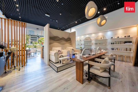 Shop in Business Bay, Dubai 95.4 sq.m. № 111763 - photo 22
