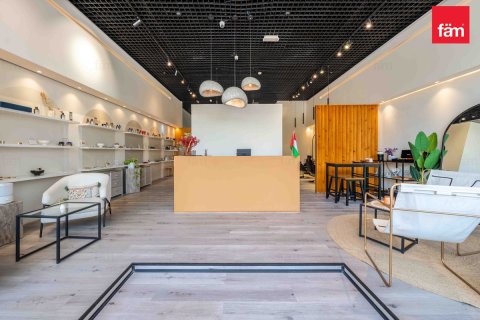 Shop in Business Bay, Dubai 95.4 sq.m. № 111763 - photo 23