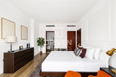 Apartment in South Ridge, Downtown Dubai (Downtown Burj Dubai), Dubai 2 bedrooms, 144.93 sq.m. № 140235 - photo 12