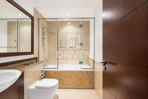 Apartment in South Ridge, Downtown Dubai (Downtown Burj Dubai), Dubai 2 bedrooms, 144.93 sq.m. № 140235 - photo 28