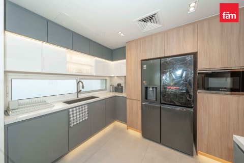 Townhouse in Dubai 3 bedrooms, 278.6 sq.m. № 89339 - photo 8