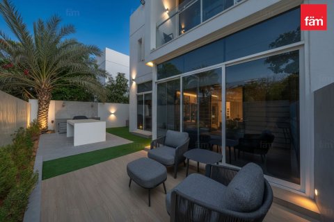 Townhouse in Dubai 3 bedrooms, 278.6 sq.m. № 89339 - photo 30