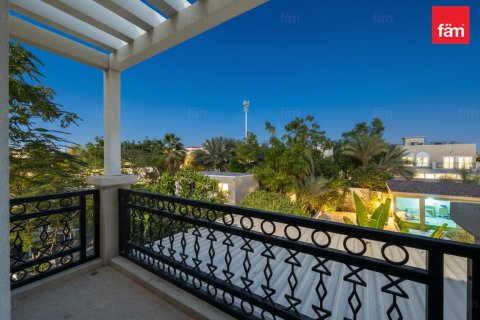 Снять в аренду виллу в Дубае: 2 спальни, 767.3м², № 89340 - фото 18