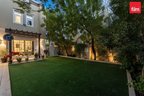 Villa à Dubai, 5 chambres, 756 m², № 89342 - photo 21