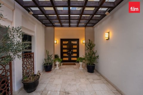 Villa à Dubai, 5 chambres, 756 m², № 89342 - photo 4