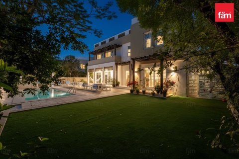 Villa à Dubai, 5 chambres, 756 m², № 89342 - photo 15