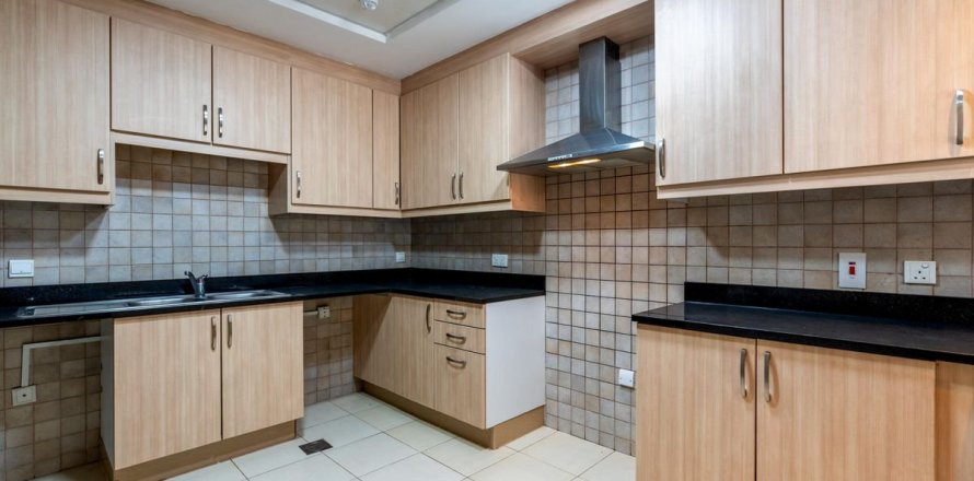 Apartment in Dubai 2 bedrooms, 143.4 sq.m. № 89331
