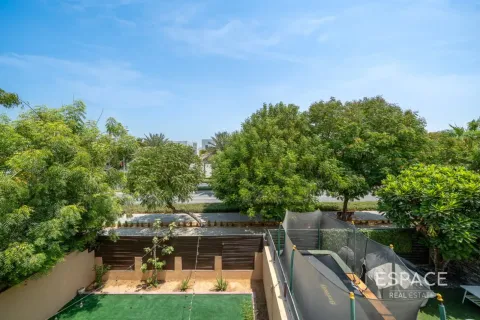 Adosado en Al Furjan, Dubai, 3 dormitorios, 262 m², № 122273 - foto 20
