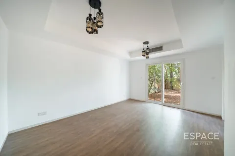 Villa en Springs 12, The Springs, Dubai, 2 dormitorios, 153 m², № 122271 - foto 18