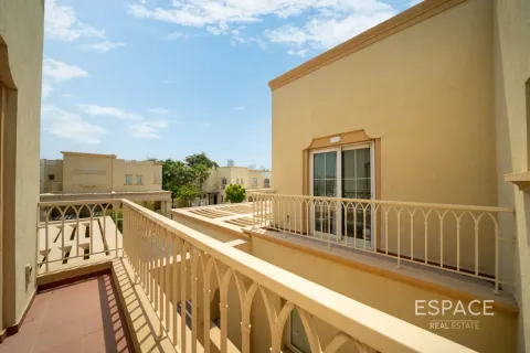 Villa en Springs 12, The Springs, Dubai, 2 dormitorios, 153 m², № 122271 - foto 3