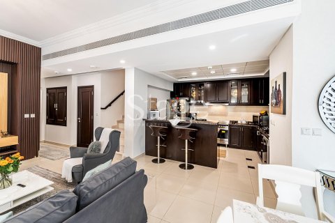 Villa en Casa Viva, Serena, Dubai, 3 dormitorios, 263 m², № 69154 - foto 11