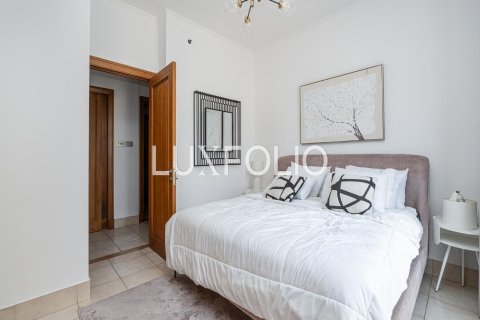 Apartment in Old Town, Dubai 2 bedrooms, 115 sq.m. № 46245 - photo 13
