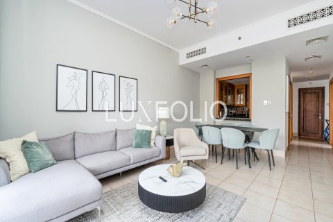 Apartment in Old Town, Dubai 2 bedrooms, 115 sq.m. № 46245 - photo 1