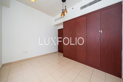 Apartment in Rimal, Jumeirah Beach Residence, Dubai 2 bedrooms, 131 sq.m. № 46243 - photo 11