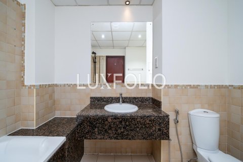 Apartment in Rimal, Jumeirah Beach Residence, Dubai 2 bedrooms, 131 sq.m. № 46243 - photo 14