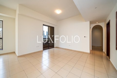 Apartment in Rimal, Jumeirah Beach Residence, Dubai 2 bedrooms, 131 sq.m. № 46243 - photo 2