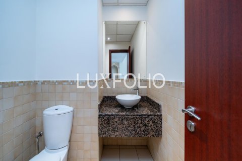 Apartment in Rimal, Jumeirah Beach Residence, Dubai 2 bedrooms, 131 sq.m. № 46243 - photo 15