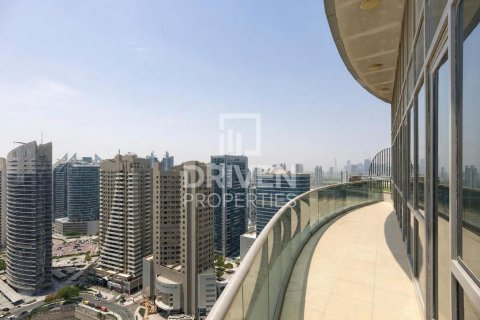 Apartment in Barsha Heights (Tecom), Dubai 2 bedrooms, 121.52 sq.m. № 138430 - photo 15