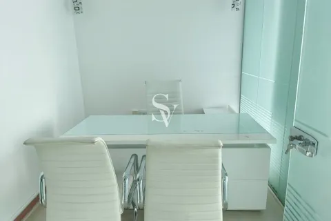 Снять в аренду офис в Бизнес-Бэе, Дубай: 89м², № 118688 - фото 3
