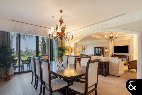 Купить виллу в The Crescent, Пальма Джумейра, Дубай: 5 спален, 413м², № 75703 - фото 4