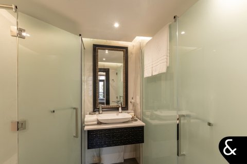 Купить виллу в The Crescent, Пальма Джумейра, Дубай: 5 спален, 413м², № 75703 - фото 26