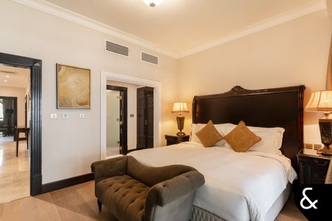 Купить виллу в The Crescent, Пальма Джумейра, Дубай: 5 спален, 413м², № 75703 - фото 29